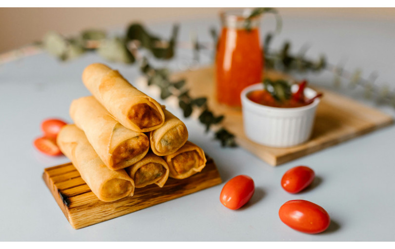 Prepare healthier spring rolls - in our new hot air fryer! According to this recipe, their preparation is quick and even beginners can cook them.